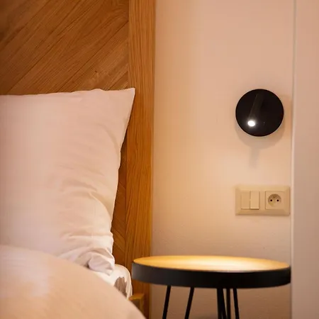 Lucny Raj Guest house 3*