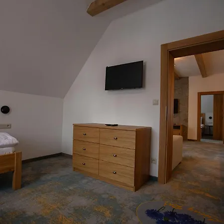 Guest house Lucny Raj Zdiar