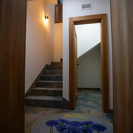 Lucny Raj Guest house