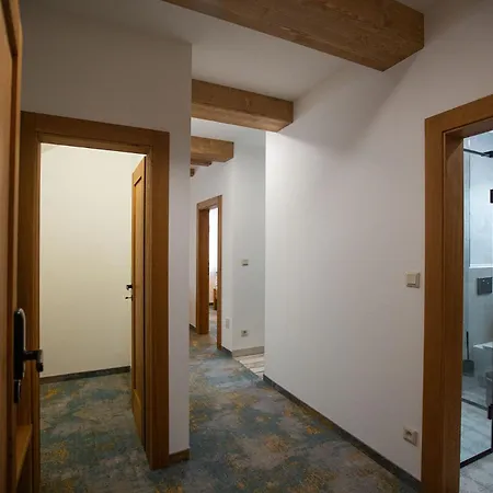 Lucny Raj Guest house