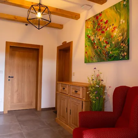 Guest house Lucny Raj 3*