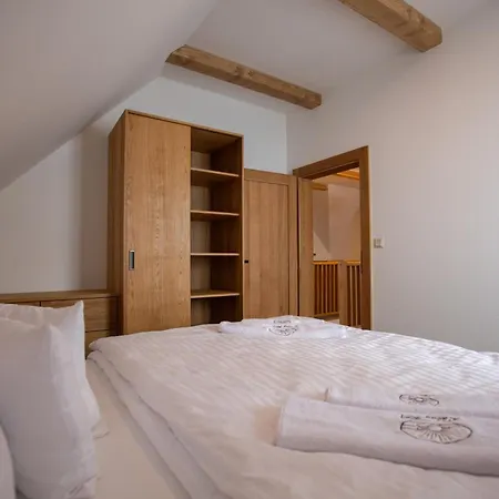 게스트하우스 Lucny Raj 3*