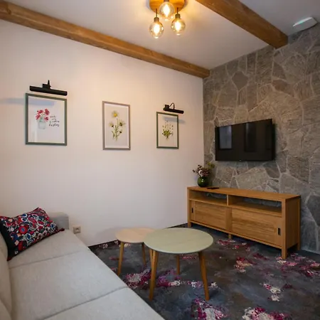 Guest house Lucny Raj 3*